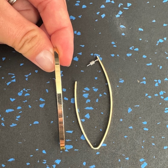 Elegant Gold Hoop Earrings- Like New - Picture 2 of 3